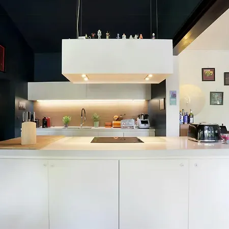 Superb Contemporary Near Montpellier * 卡斯泰尔诺勒莱