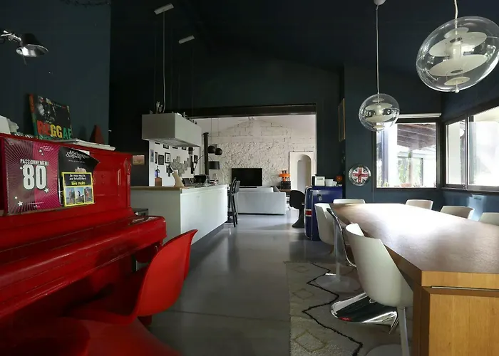 Сasa de vacaciones Superb Contemporary Near Montpellier Castelnau-le-Lez