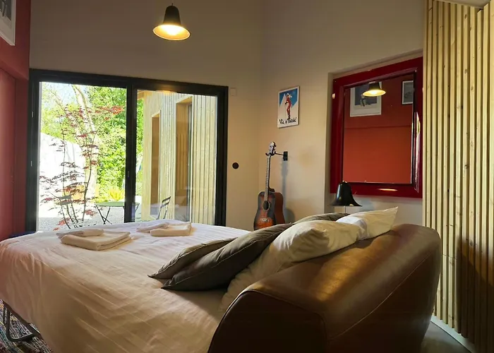 Superb Contemporary Near Montpellier