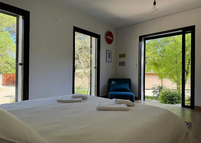 Superb Contemporary Near Montpellier
